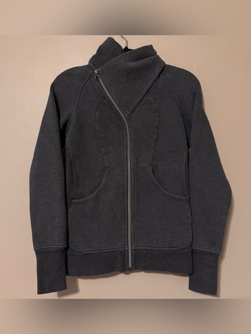 Lululemon Asymmetrical Scuba Full Zip Jacket Athletic Grey Women’s Size 2